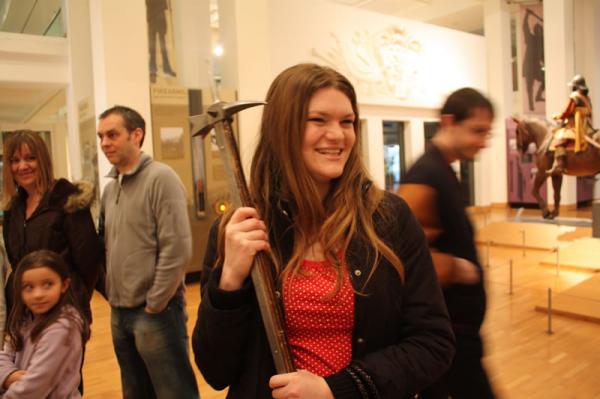 Nicola wielding a poleaxe.