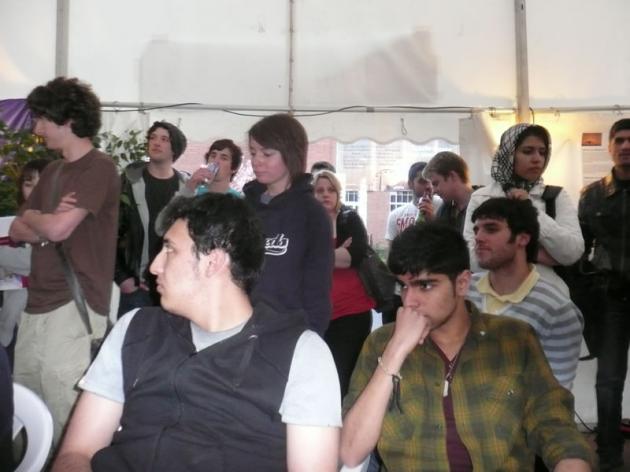 The debates fill the tent.