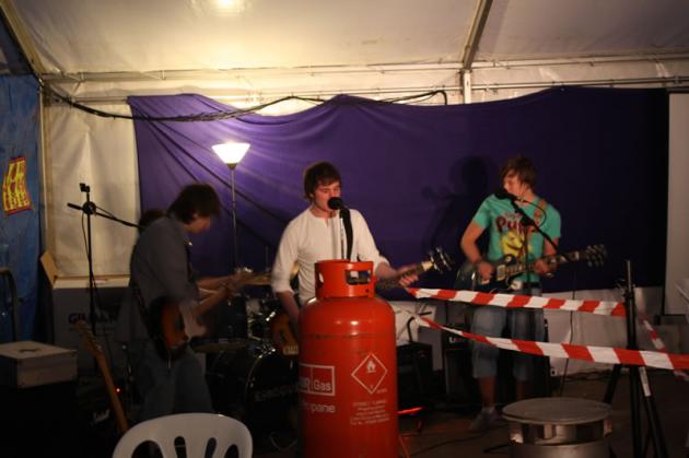Live music.