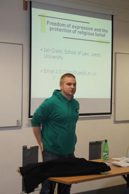 Jonni introduces our speaker.