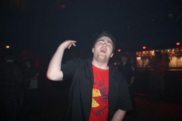Gaz rocks out.